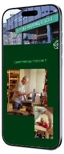un telephone affiche la page d'accueil de la Ressourcerie du Beaufortain